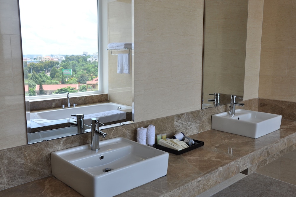 Saigon Ban Me Hotel 32/59