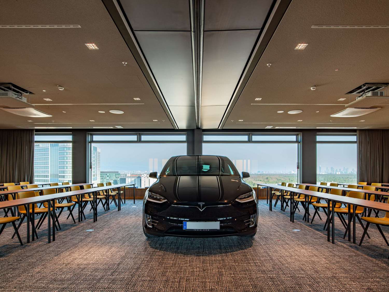b'mine Frankfurt Airport, WorldHotels Crafted 61/65