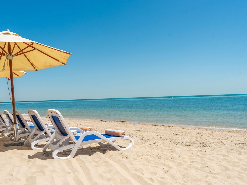 Movenpick Hotel & Resort Al Bidaa 82/86