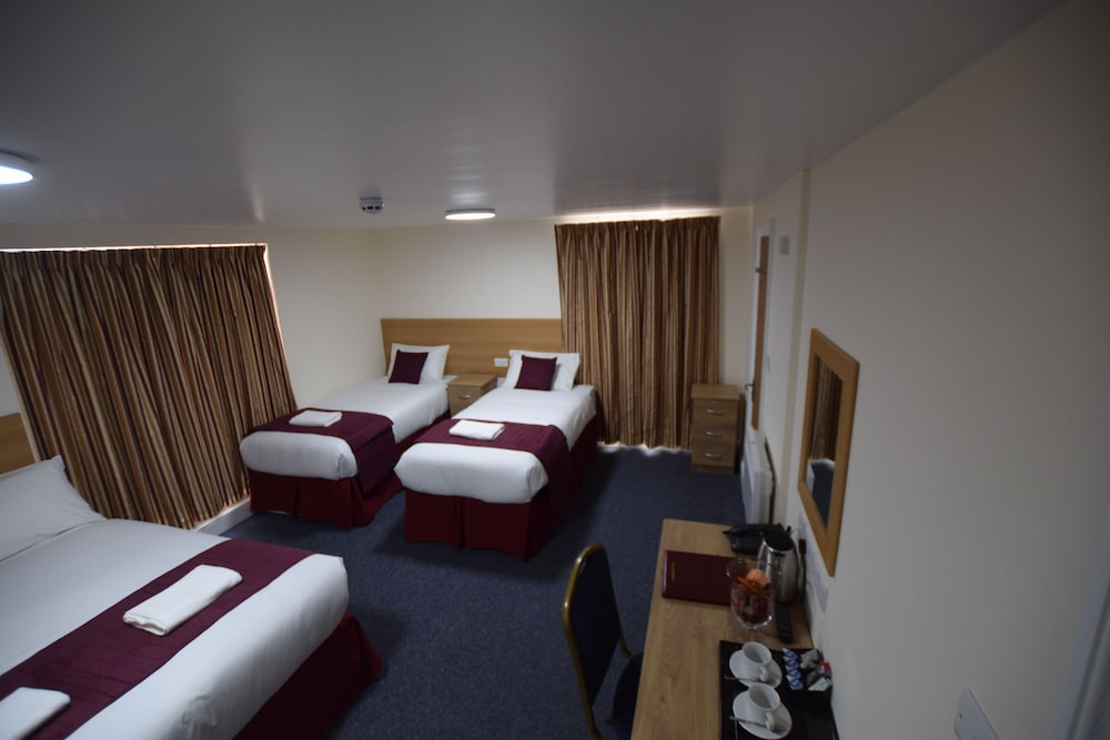 Premierlux Serviced Apartments 27/62