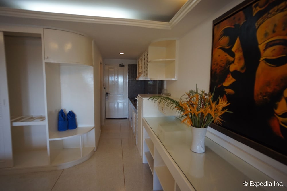 Bougainvillea Terrace House 20/37