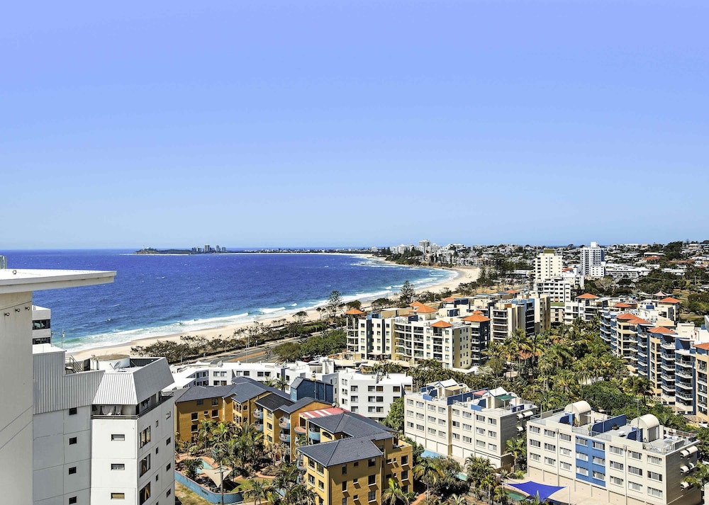 THE SEBEL MAROOCHYDORE 68/72
