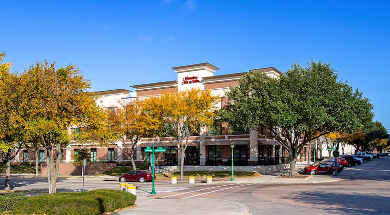 Hampton Inn Suites Keller Tx 40/47