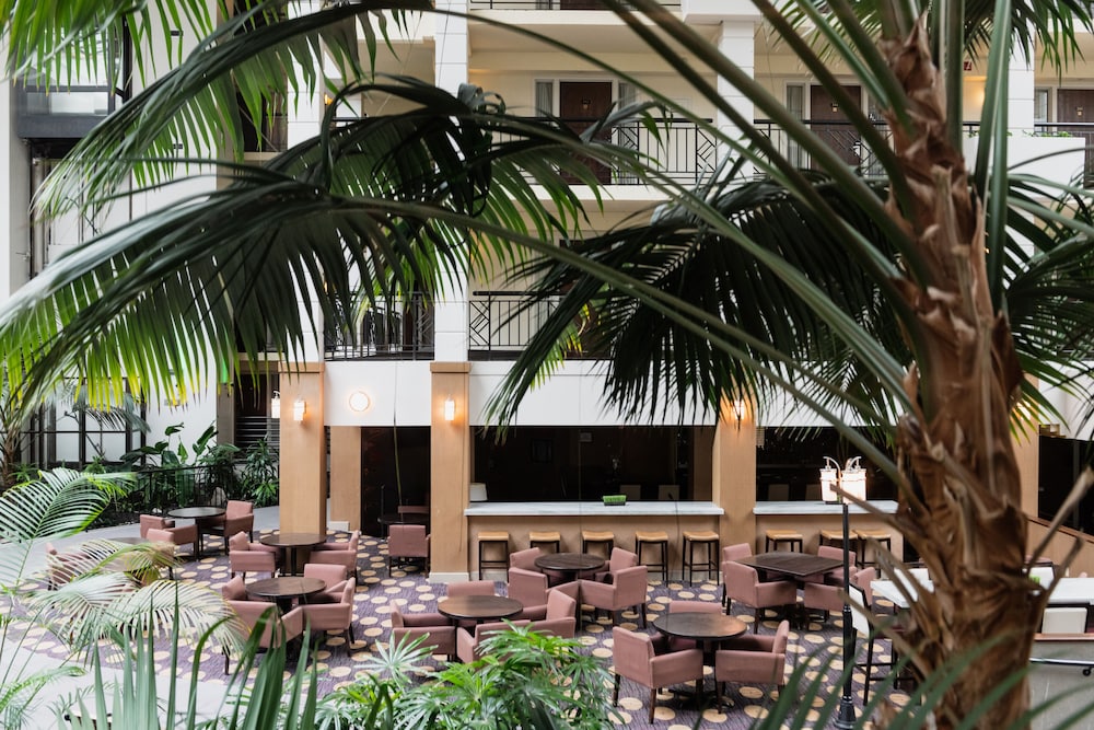 Embassy Suites by Hilton Piscataway Somerset 9/59