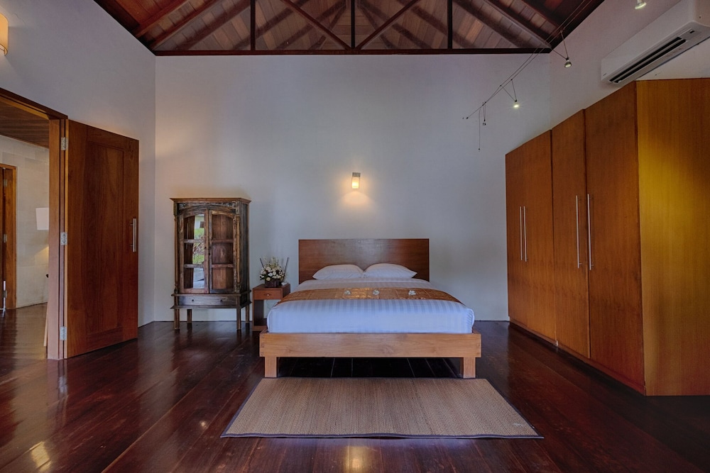 1 BEDROOM, SUPERIOR, VILLA
