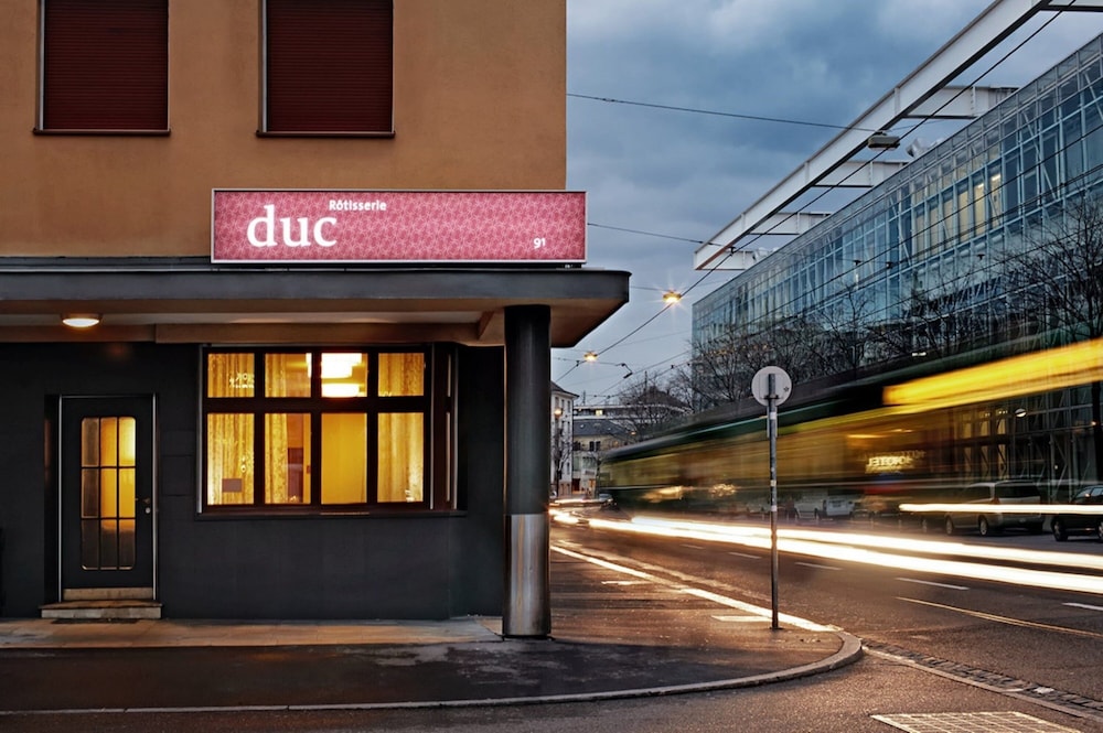 Hotel Du Commerce 4/73