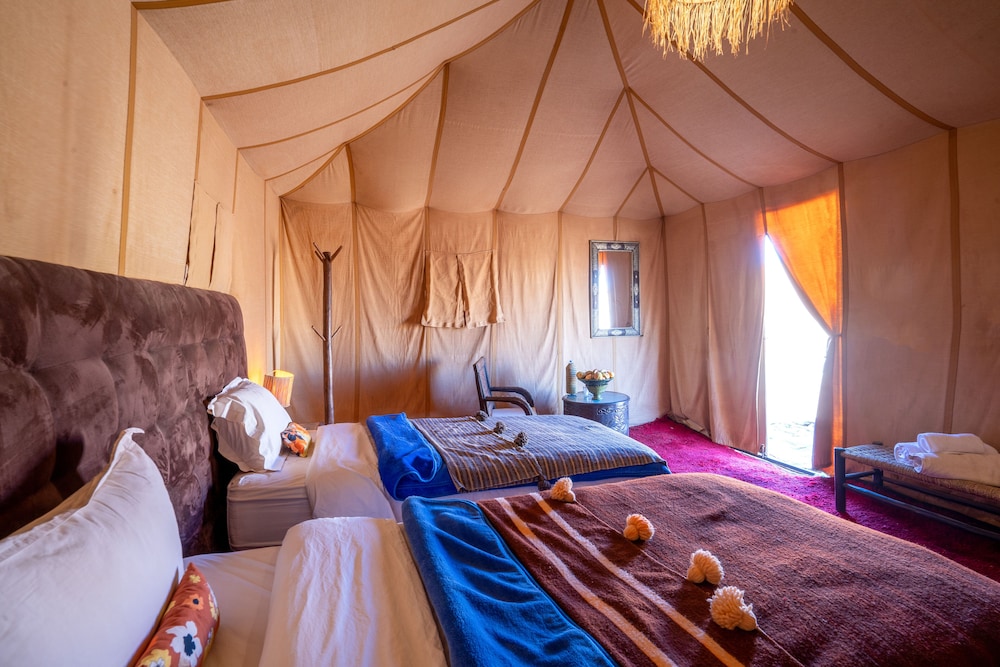 Erg Chegaga Desert Luxury Camp 2/11