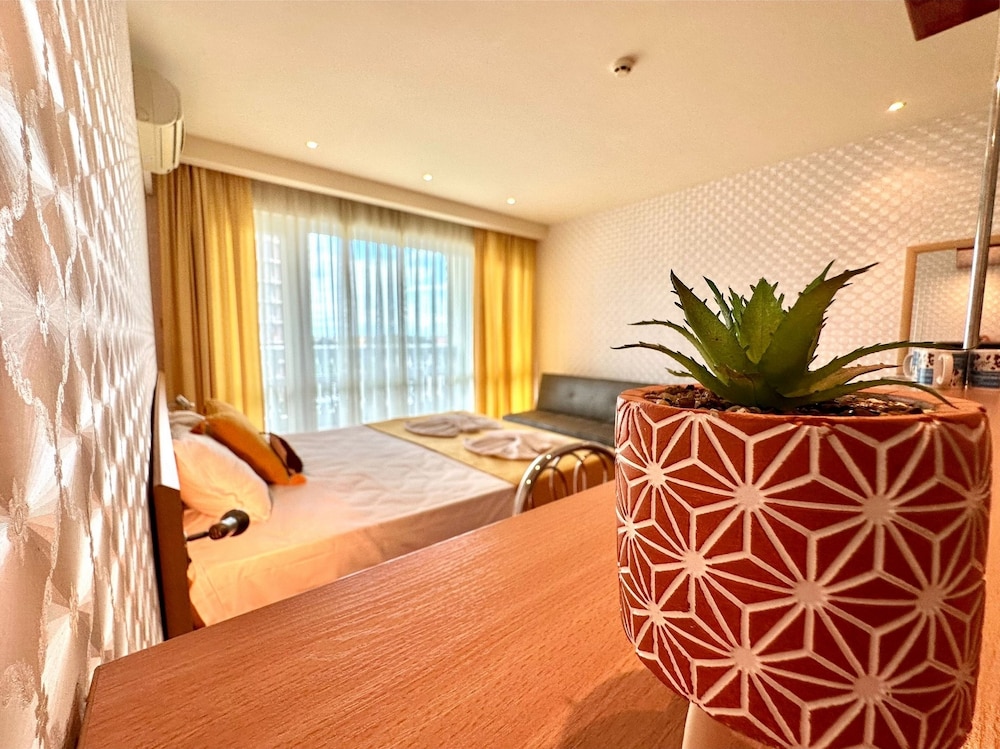 Planeta Hotel and Aquapark 36/50