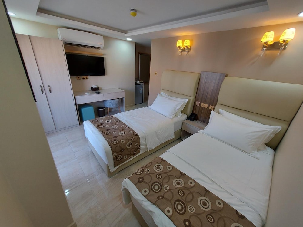 Jordan Seasons Hotel 10/50