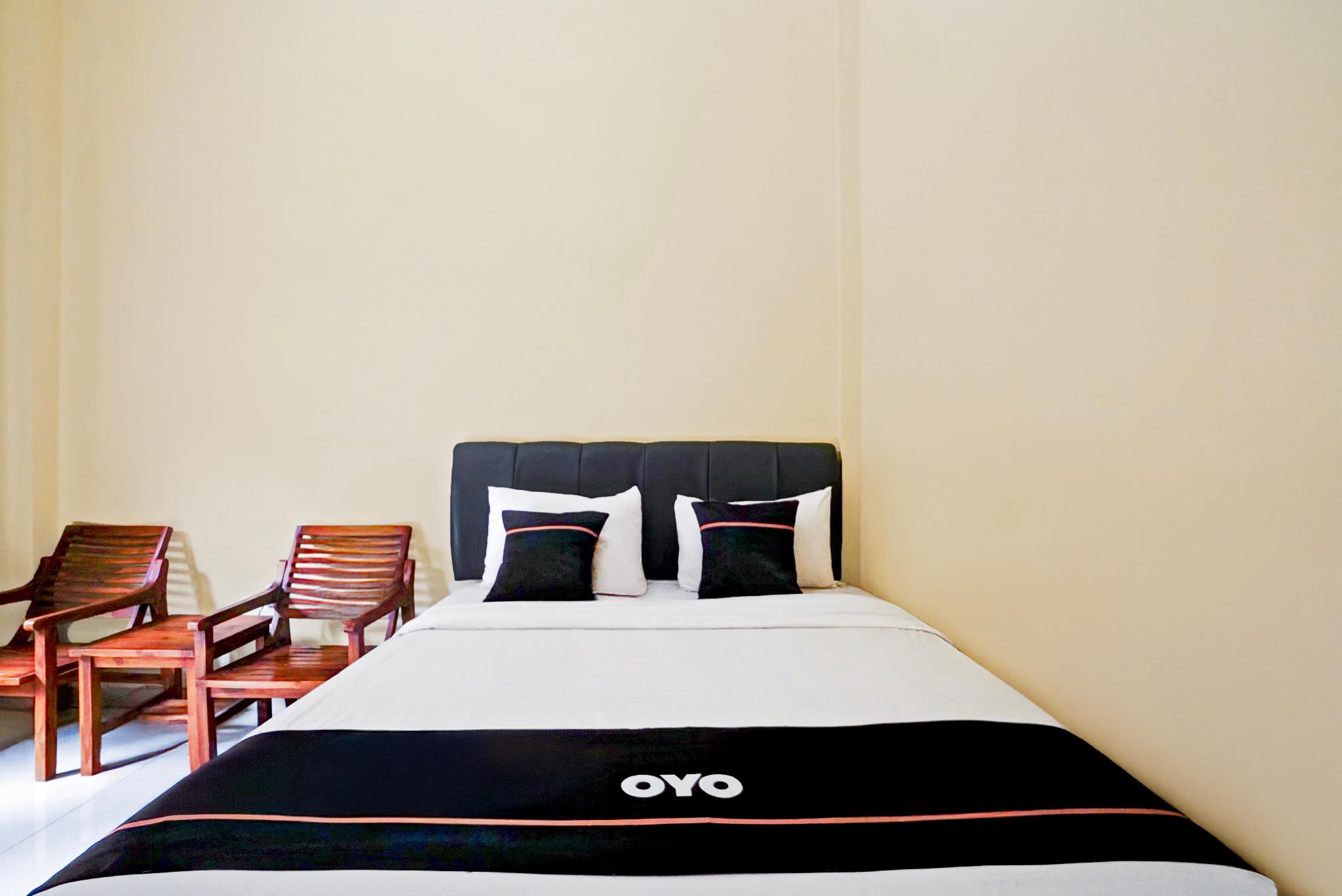 Hotel O Surabaya near Pelangi Park formerly D'best Kutisari 34/40