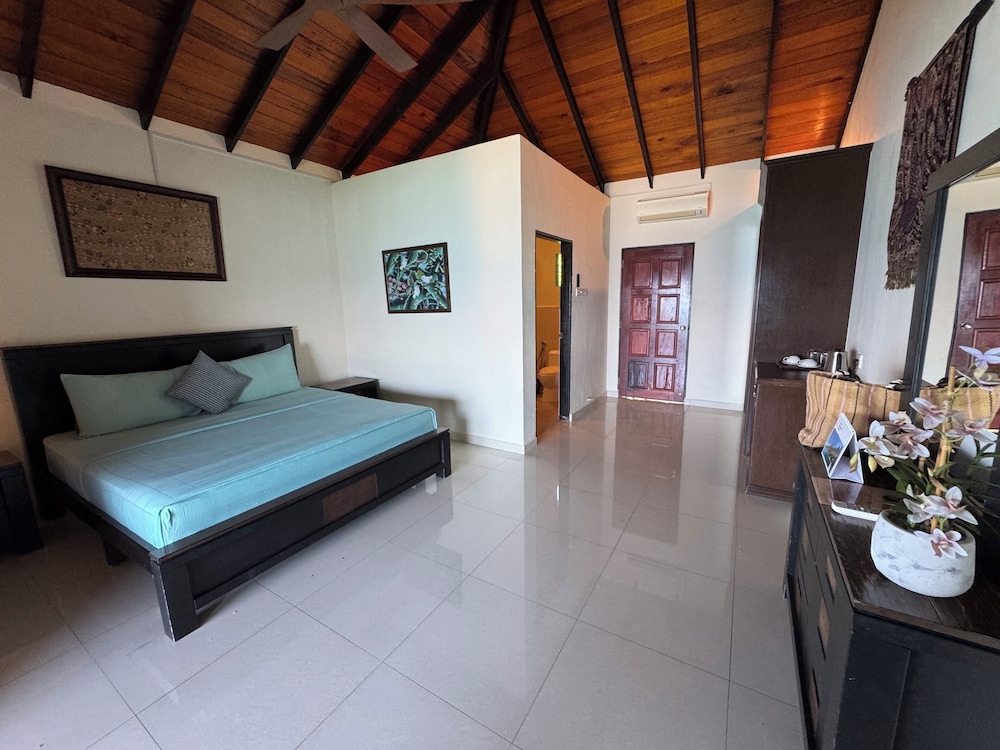 Minang Cove Resort & Spa 9/30