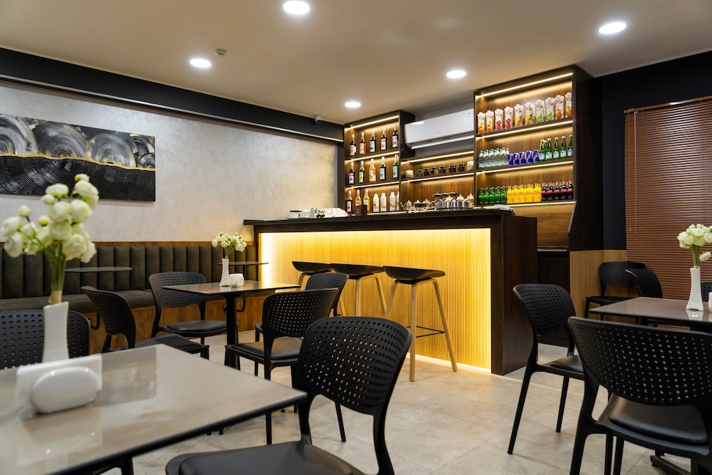 Nuovo Boutique Hotel 69/80