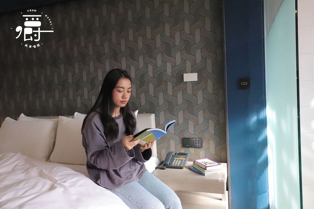 Aroma Chew Hotel 10/77