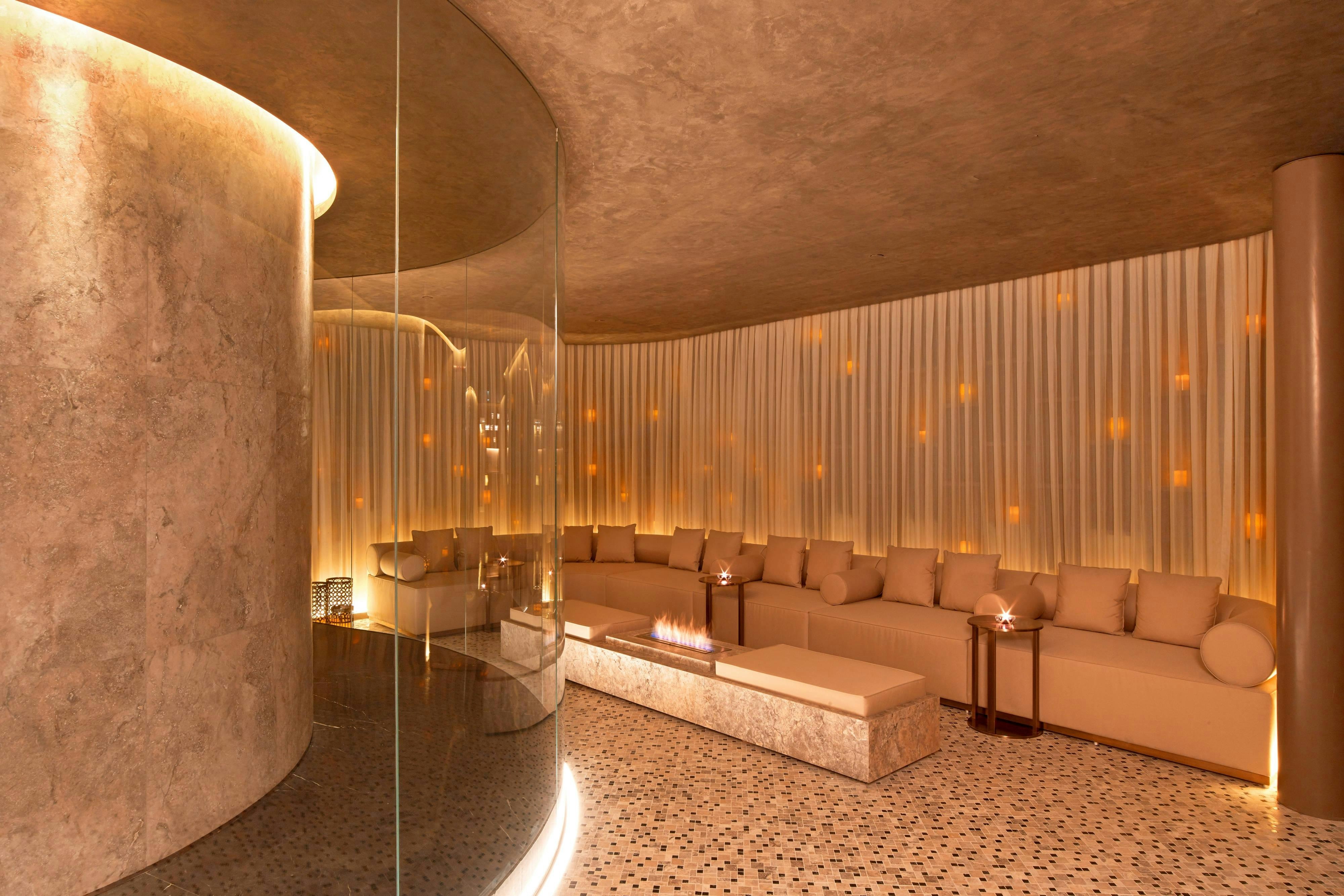 The St. Regis Istanbul 16/50