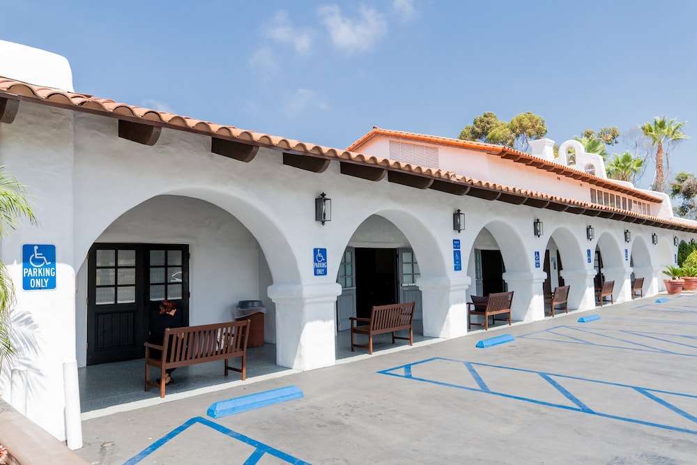 Holiday Inn Express San Clemente N – Beach Area 3/60