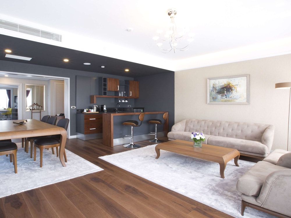 Mercure Tbilisi Old Town 36/55