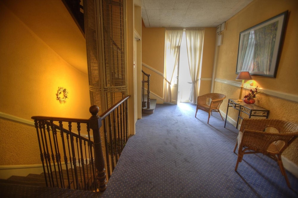 Hotel de Nevers 17/25