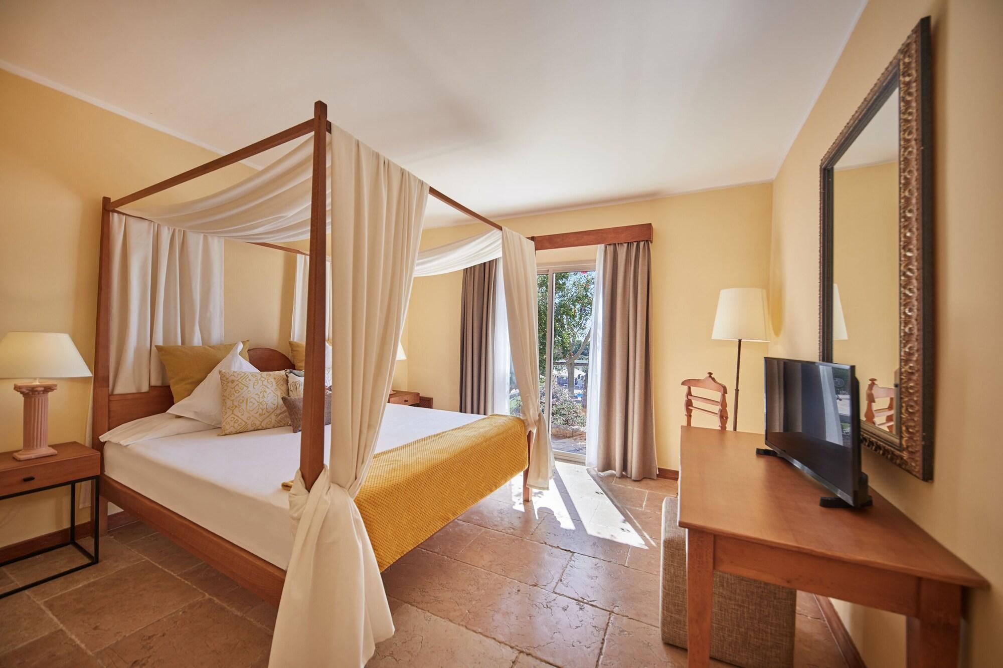 Balib, Garden, Suite