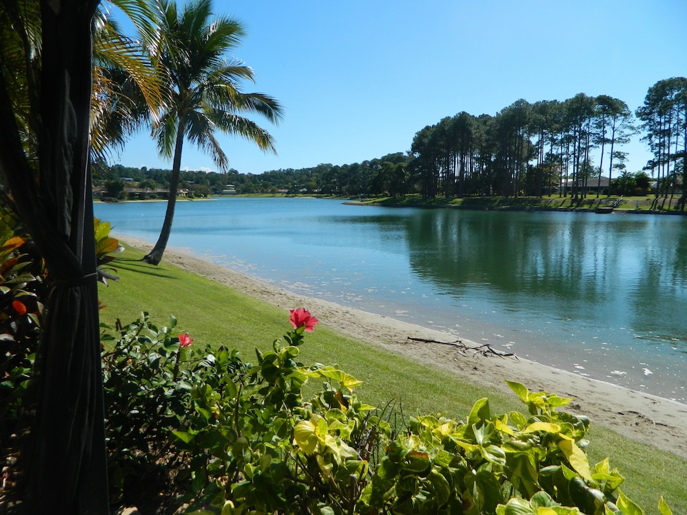 ISLE OF PALMS 66/73