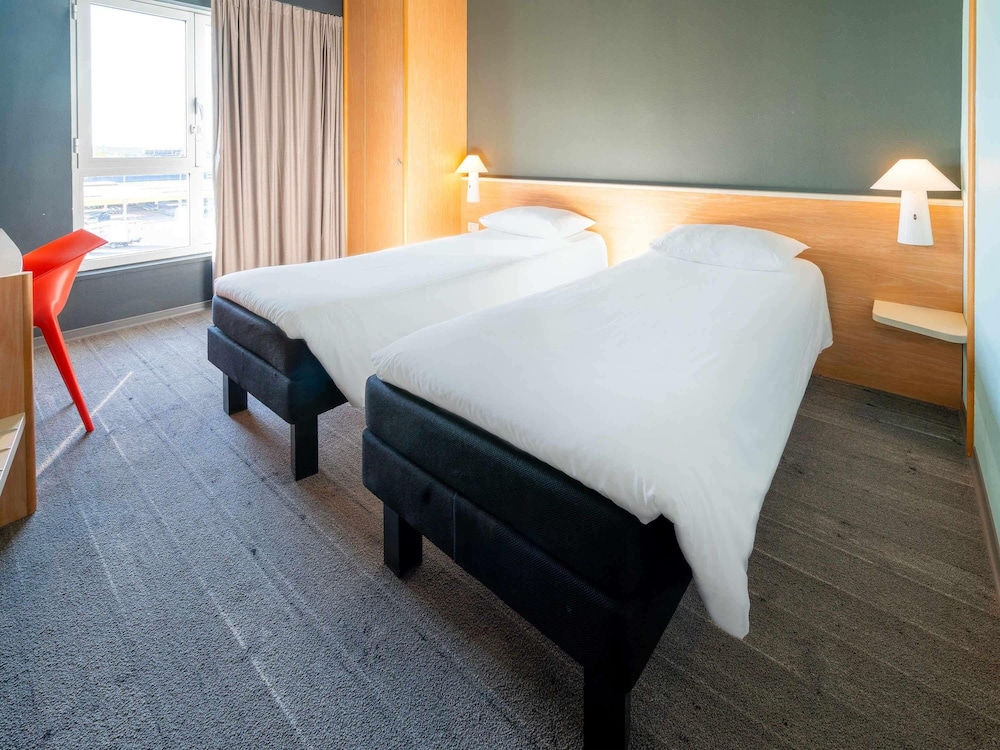 Ibis Florence North Airport Hotel 27/65