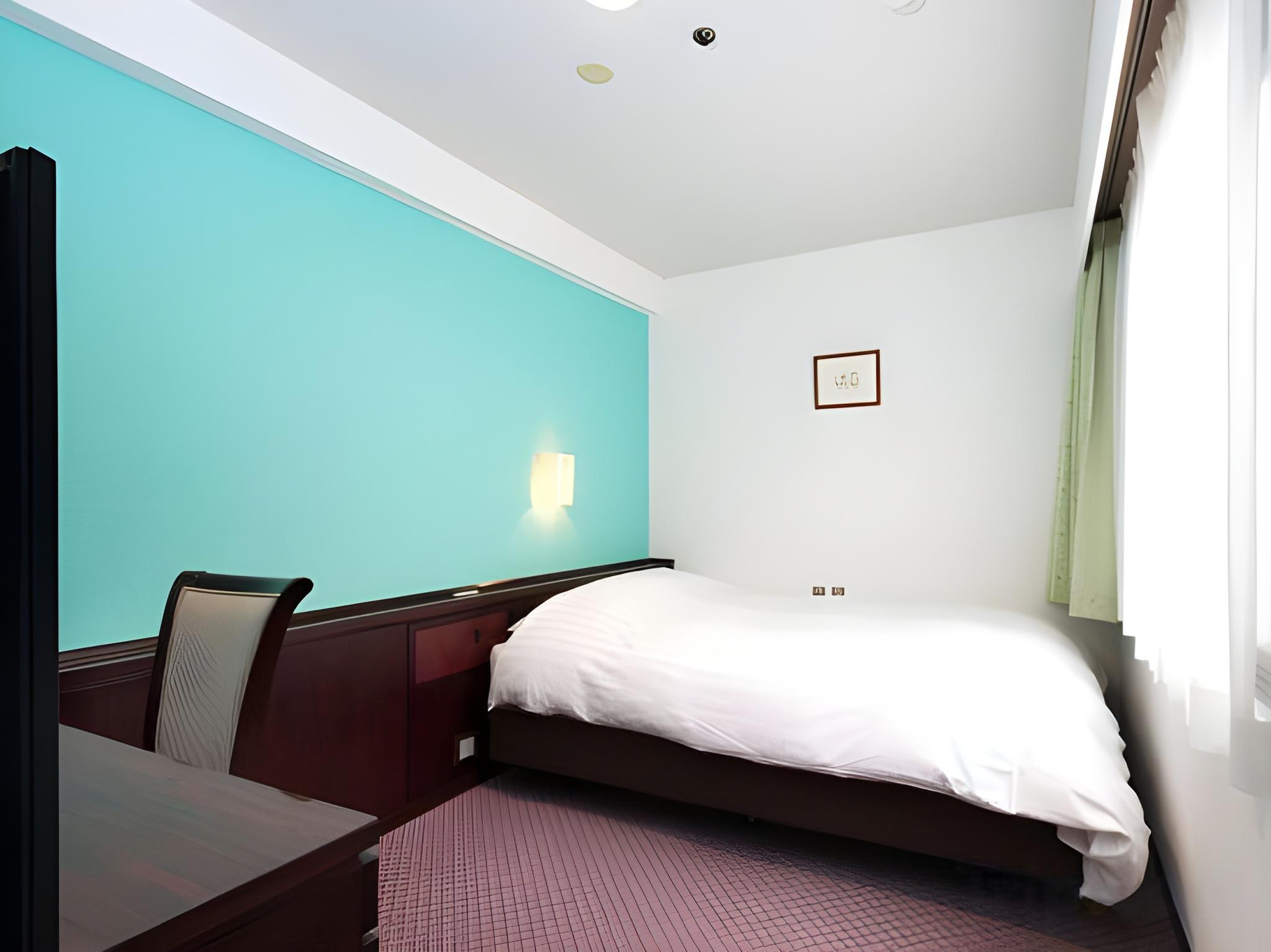 Semi Room, Standard, Semi Double Bed