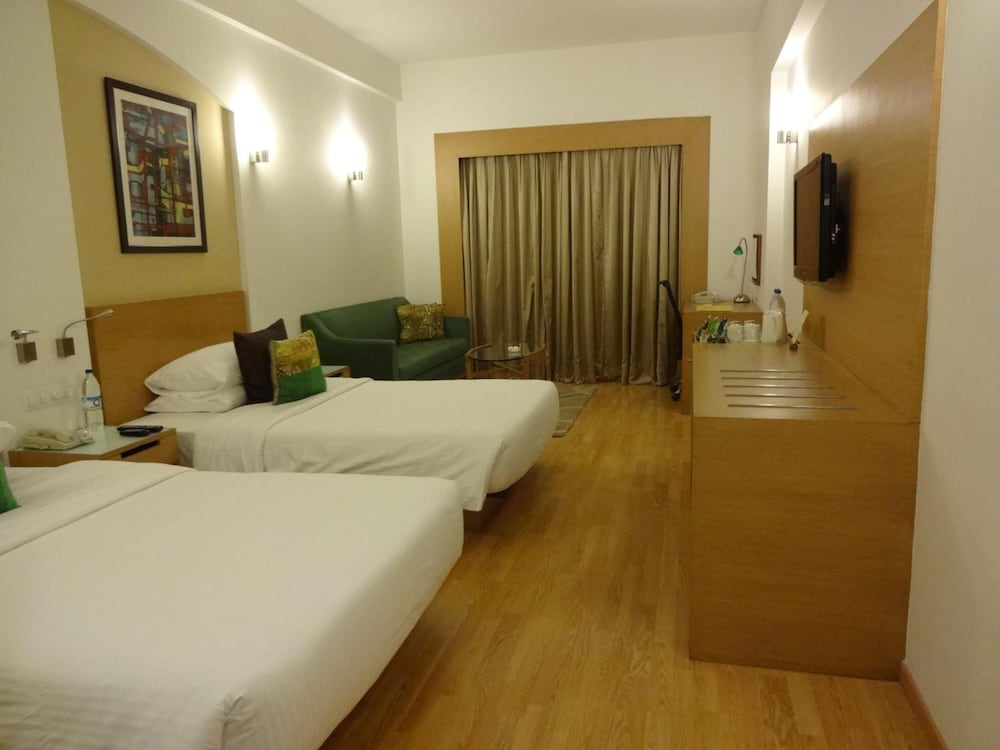 Lemon Tree Premier Hitec City 6/61