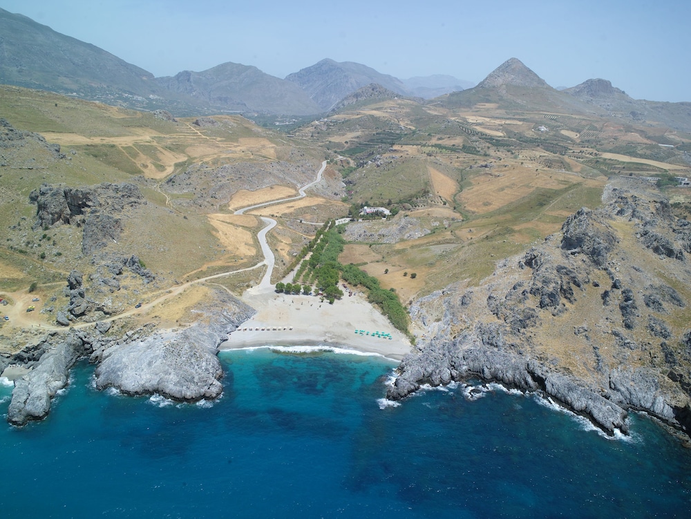 Ammoudi Hotel 35/45