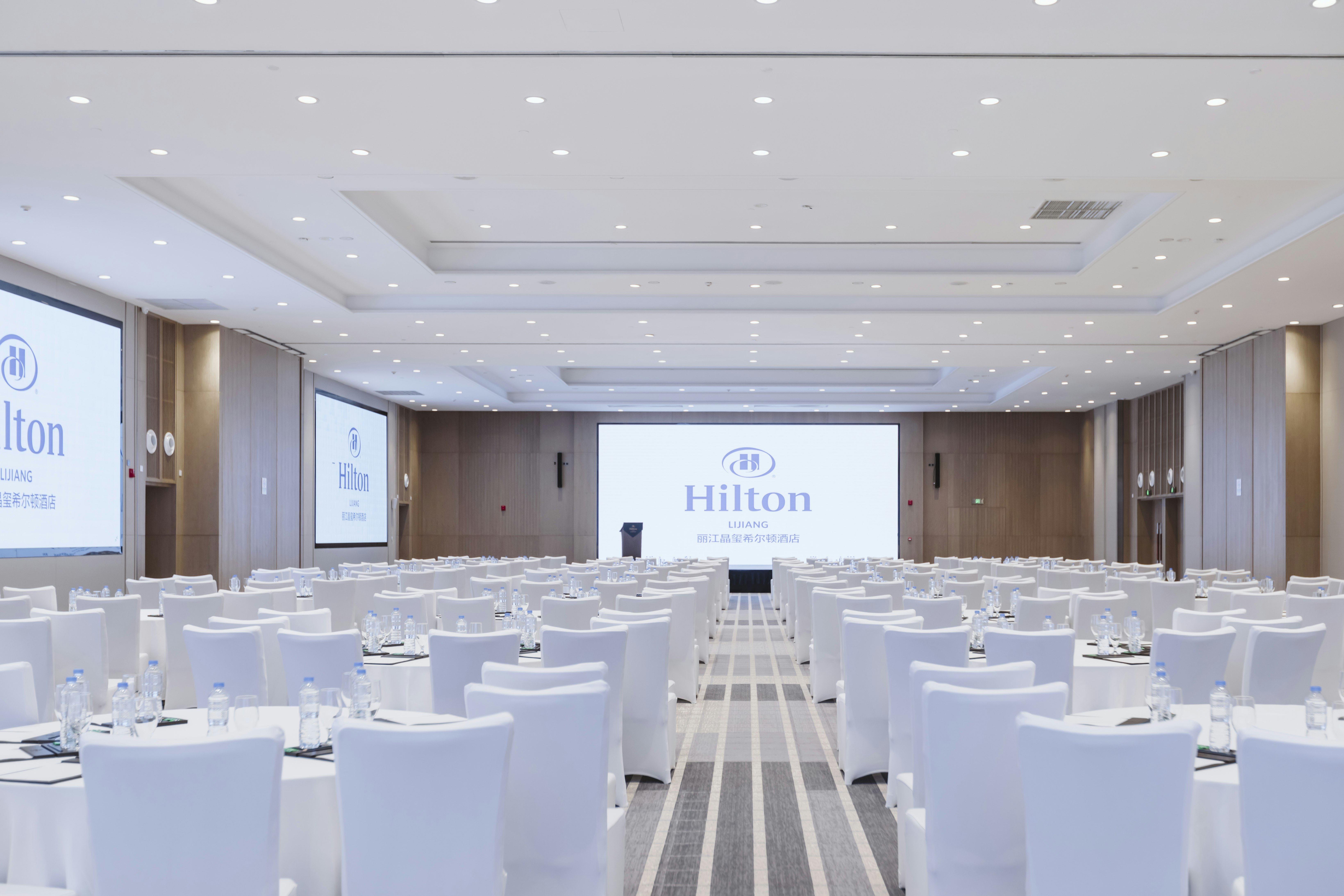 Hilton Lijiang 23/28