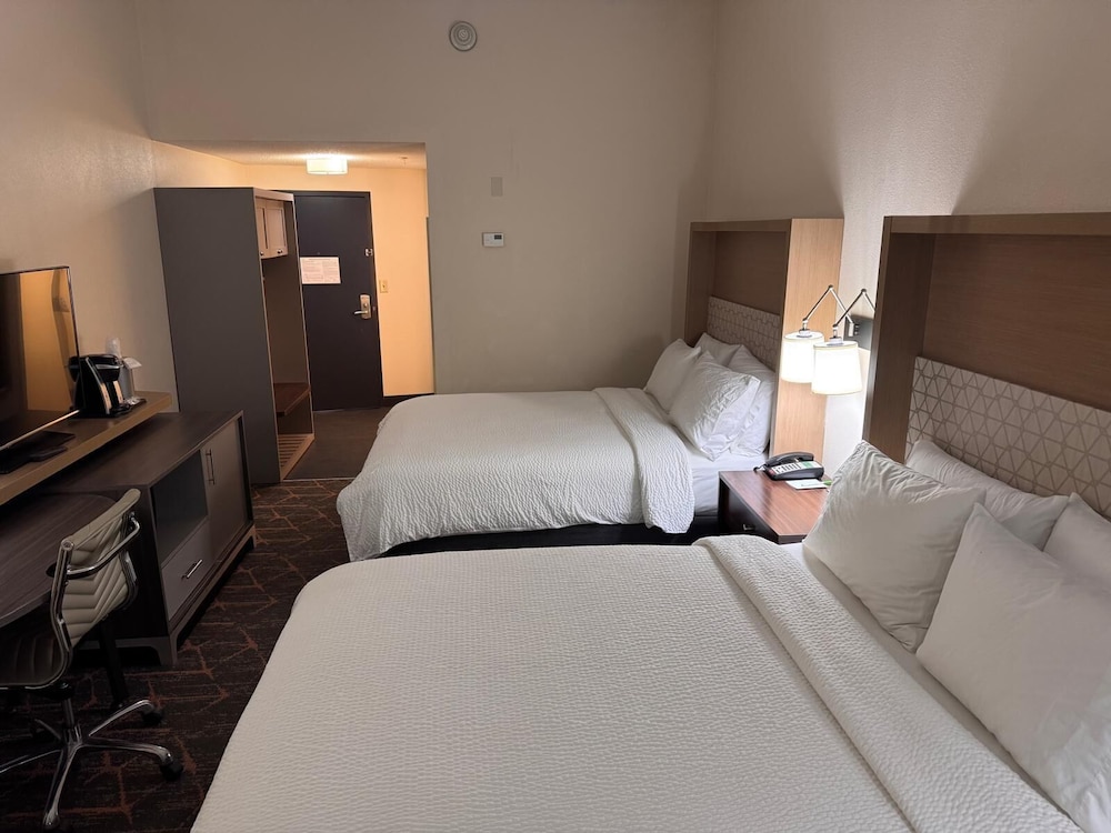 Holiday Inn Cheshire - Southington 14/49