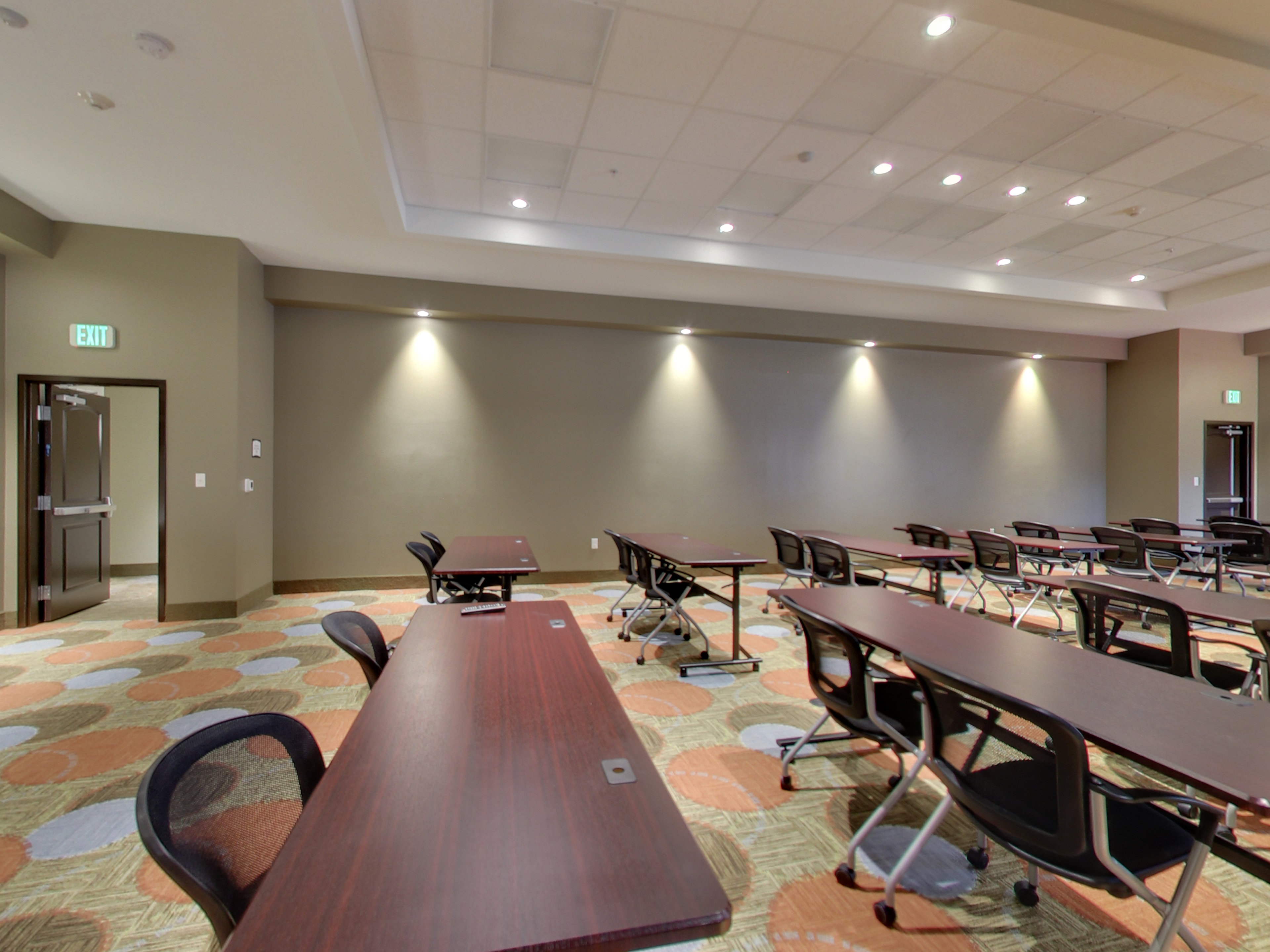 STAYBRIDGE SUITES MADISON FITCHBURG 66/71