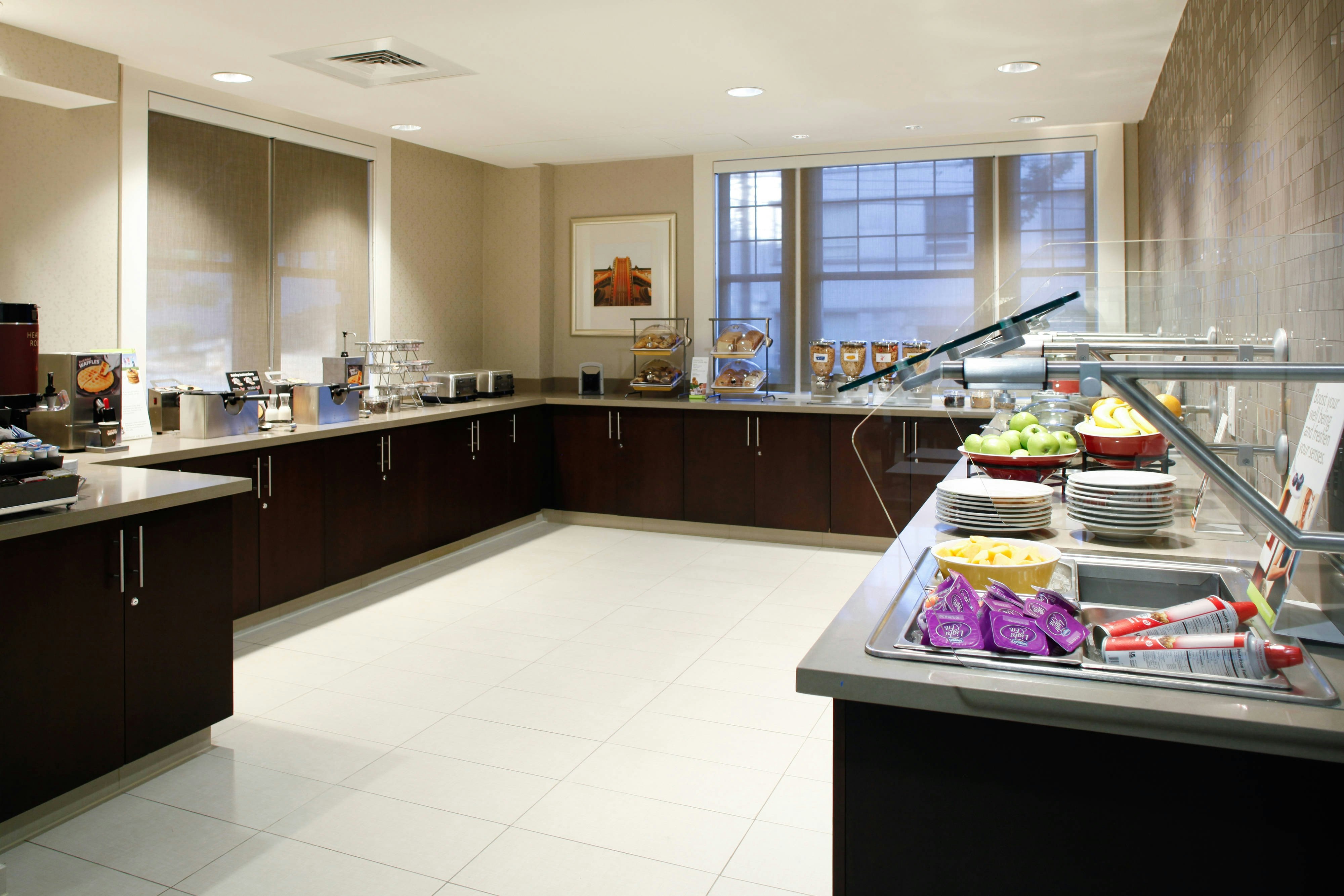 Residence Inn By Marriott Atlanta Midtown Georgia Tech 2/3