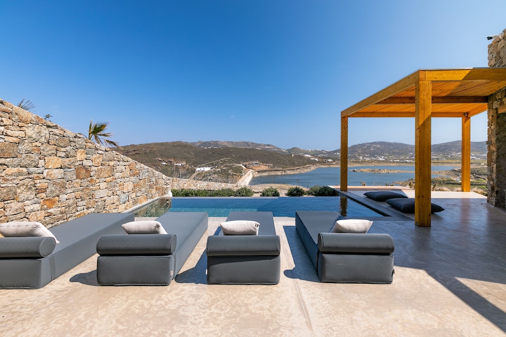 Panormos Bay Suites 42/48