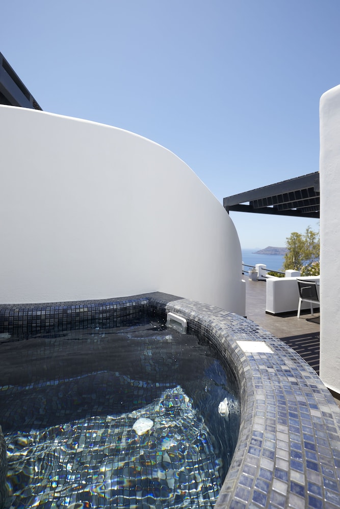 Oia Suites 23/50