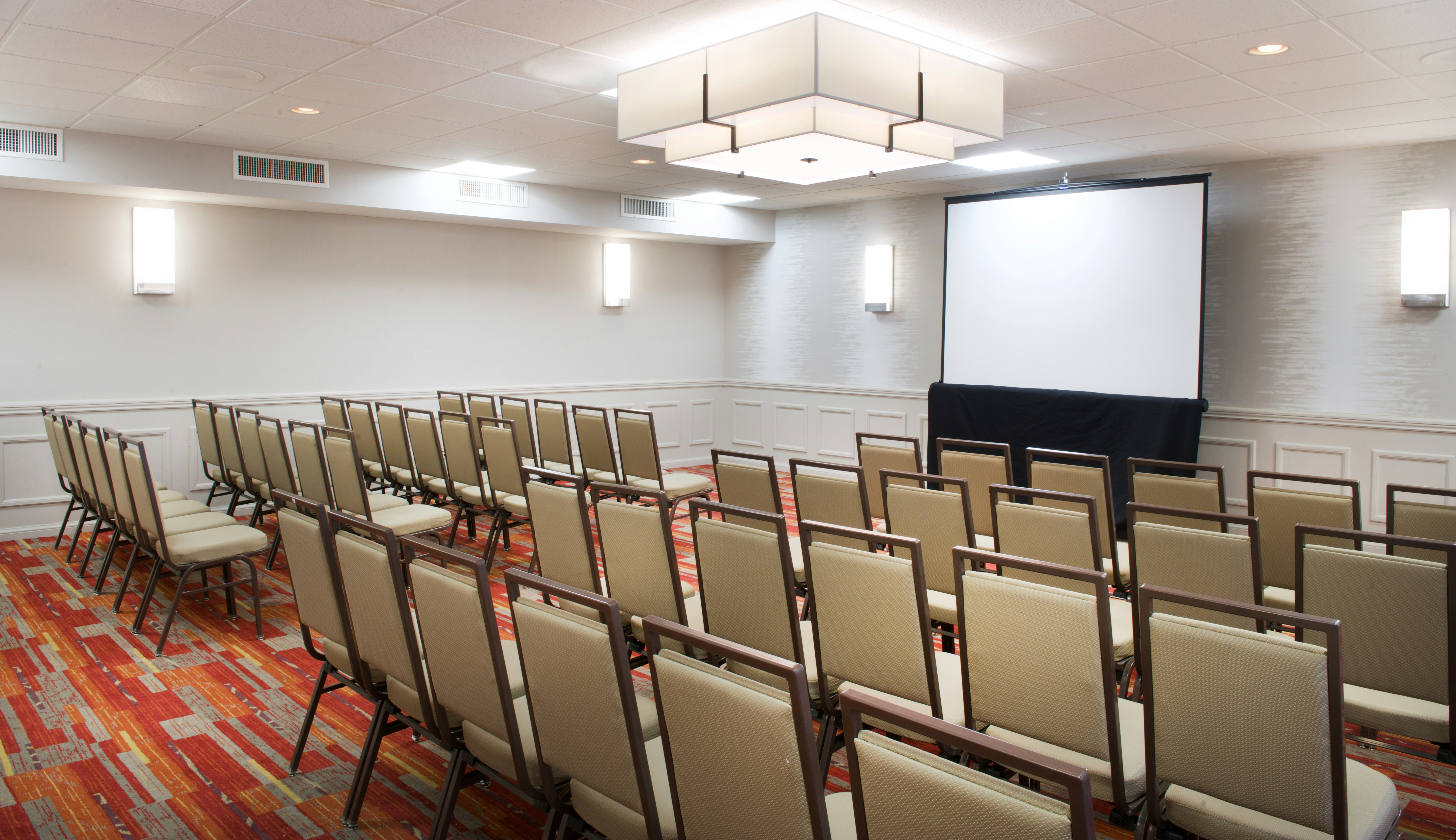 Embassy Suite Hotel Colorado Springs 55/68