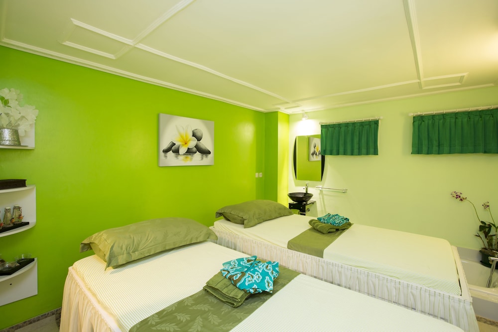 Flamingo Dewata Suite 32/87