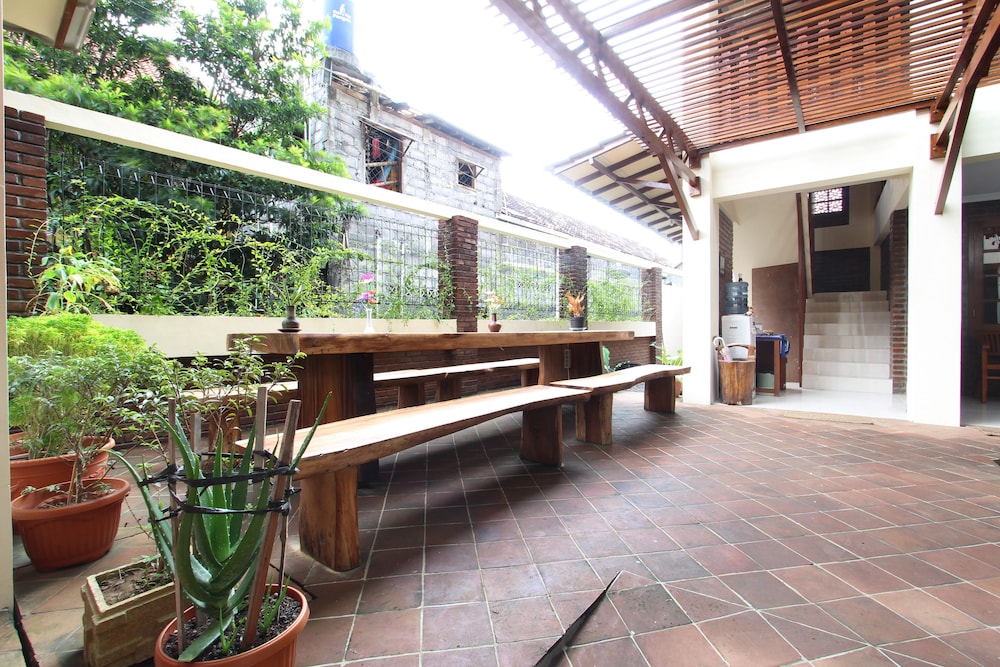 De Hostel 7/29