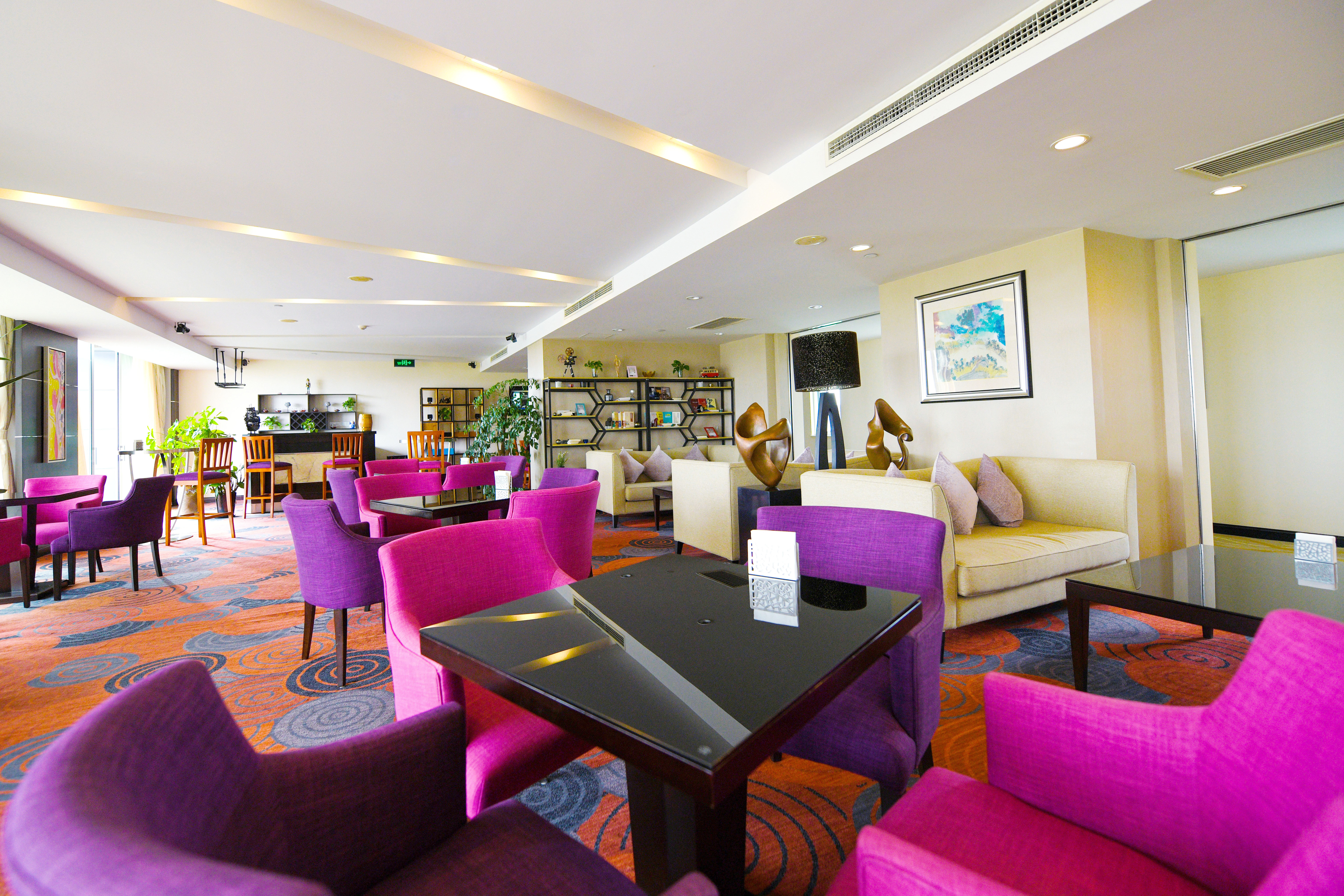 Crowne Plaza Shanghai Xiayang Lake 28/50