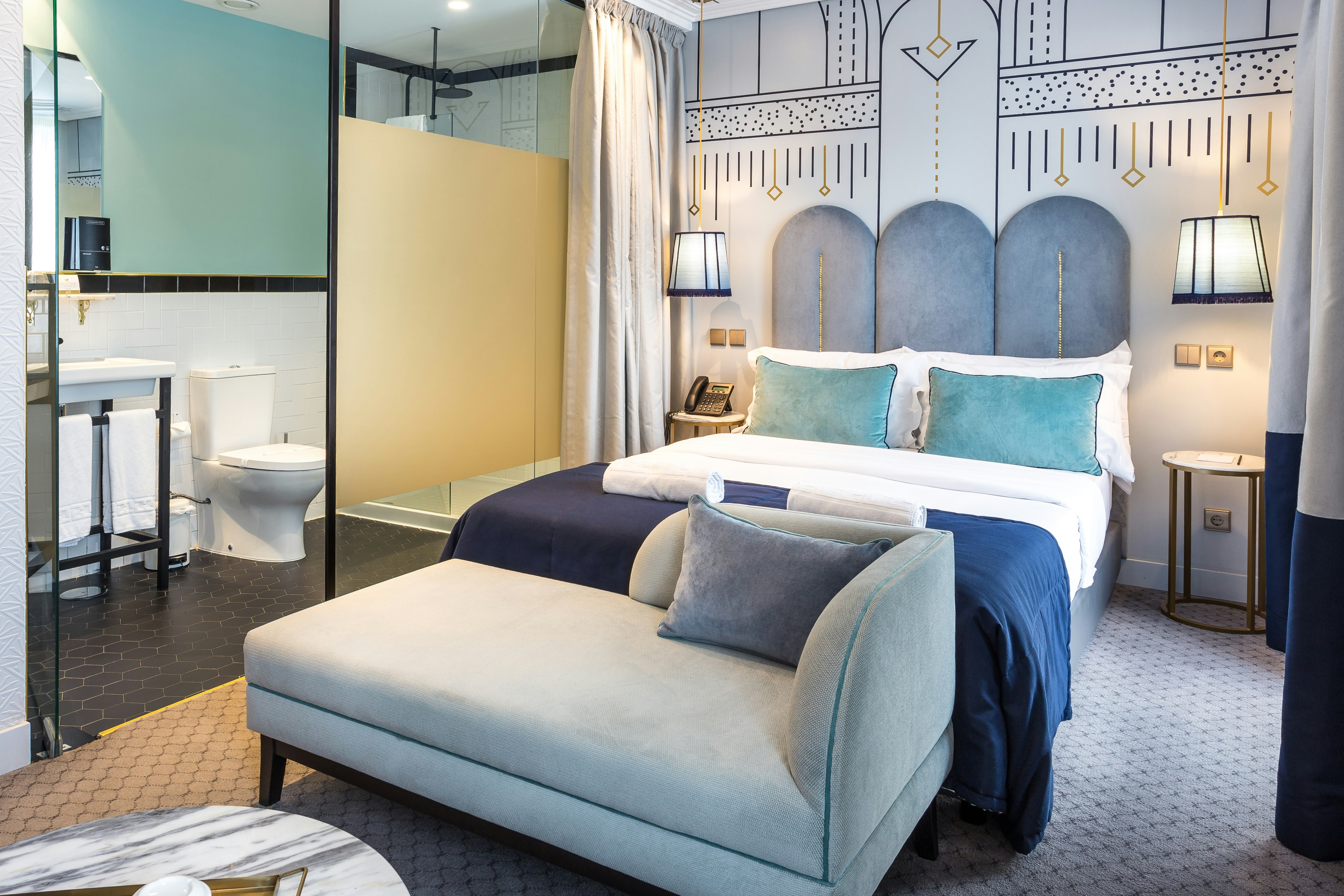 THE LIFT BOUTIQUE HOTEL 29/81