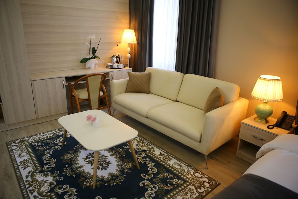 Hotel Colombo Berat 32/50