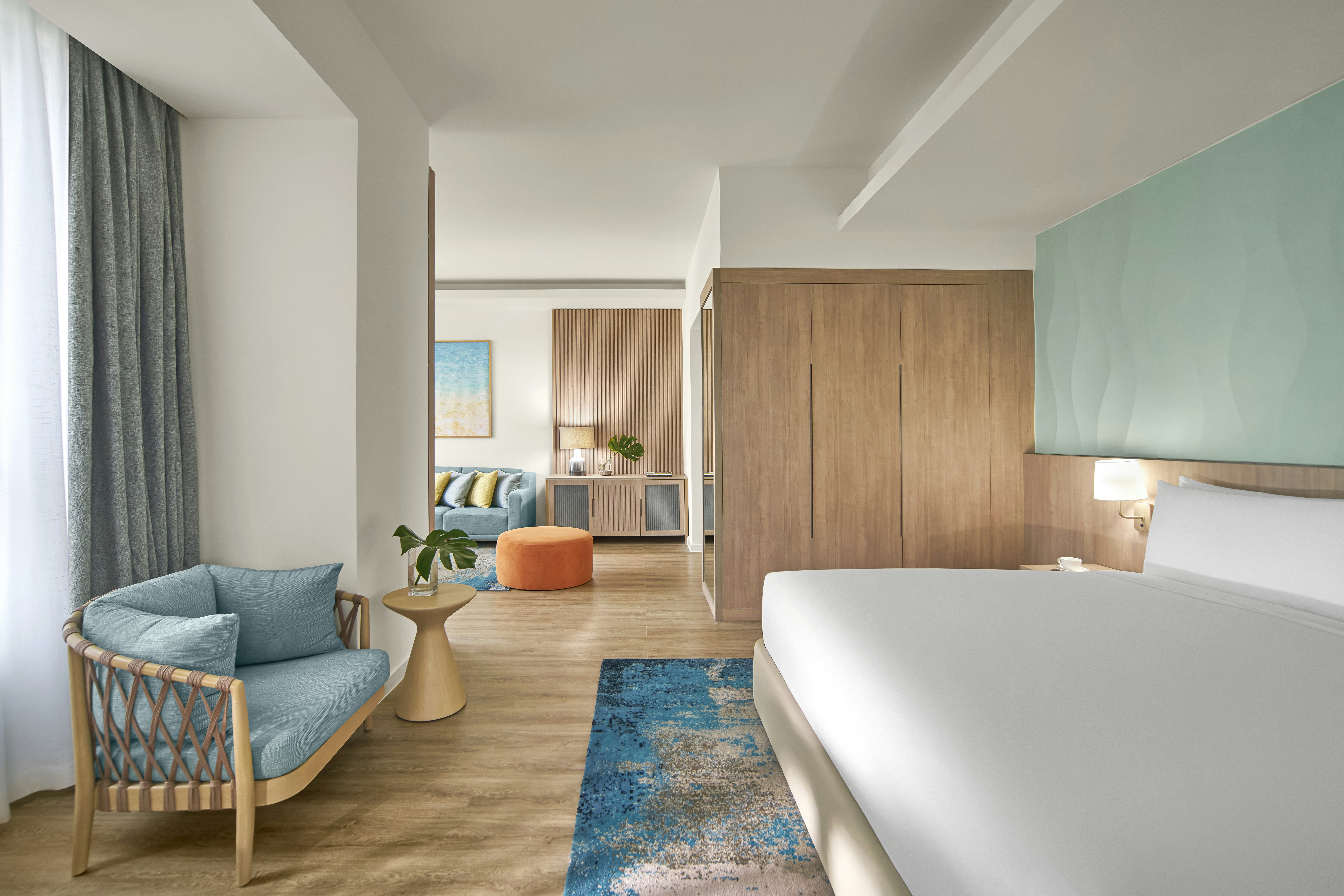 Cabana, Suite, King Bed, Smoking