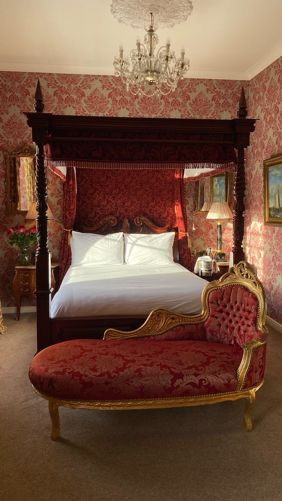 Four Poster, Superior, King Bed