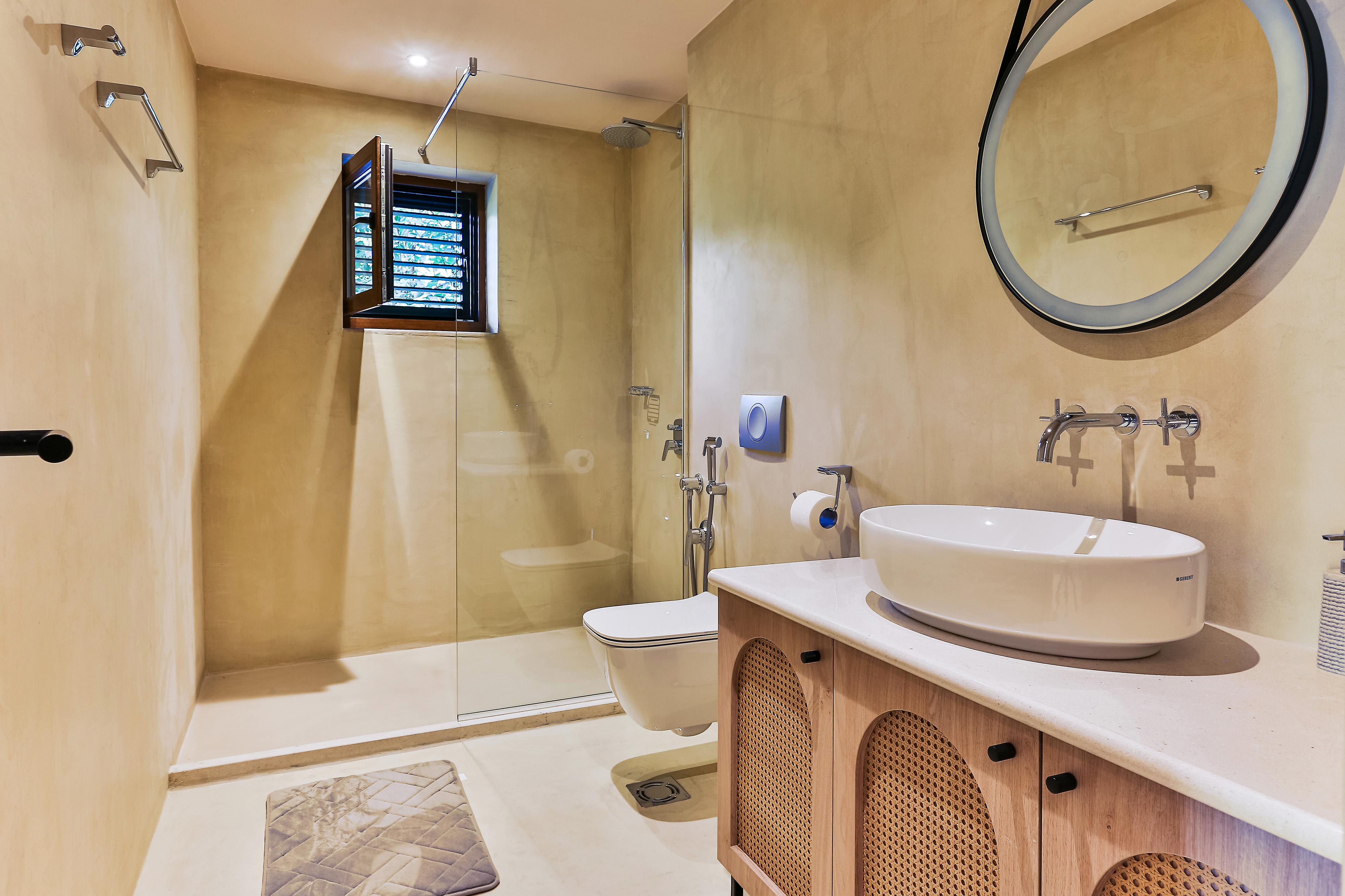 Junior Suite, Pool View, Balcony