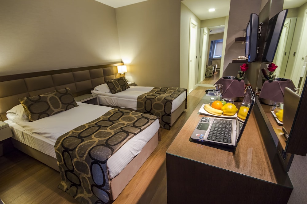 The New Hotel Zeybek 20/74