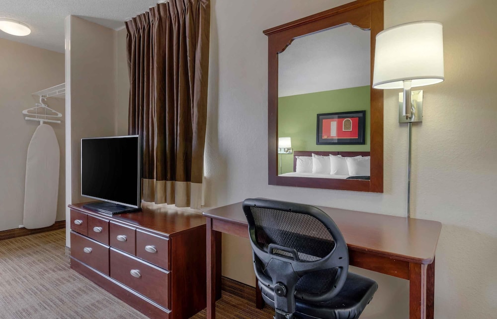 Extended Stay America Suites Orlando Lake Mary 1036 Greenwoo 34/53
