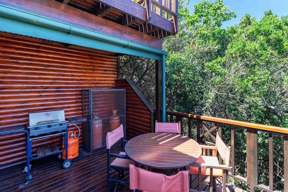 Boardwalk Lodge 41/50