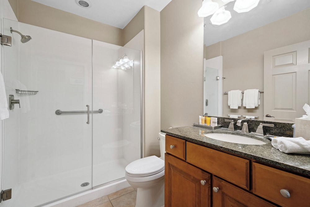 Wyndham Green Valley Canoa Ranch Resort 45/47