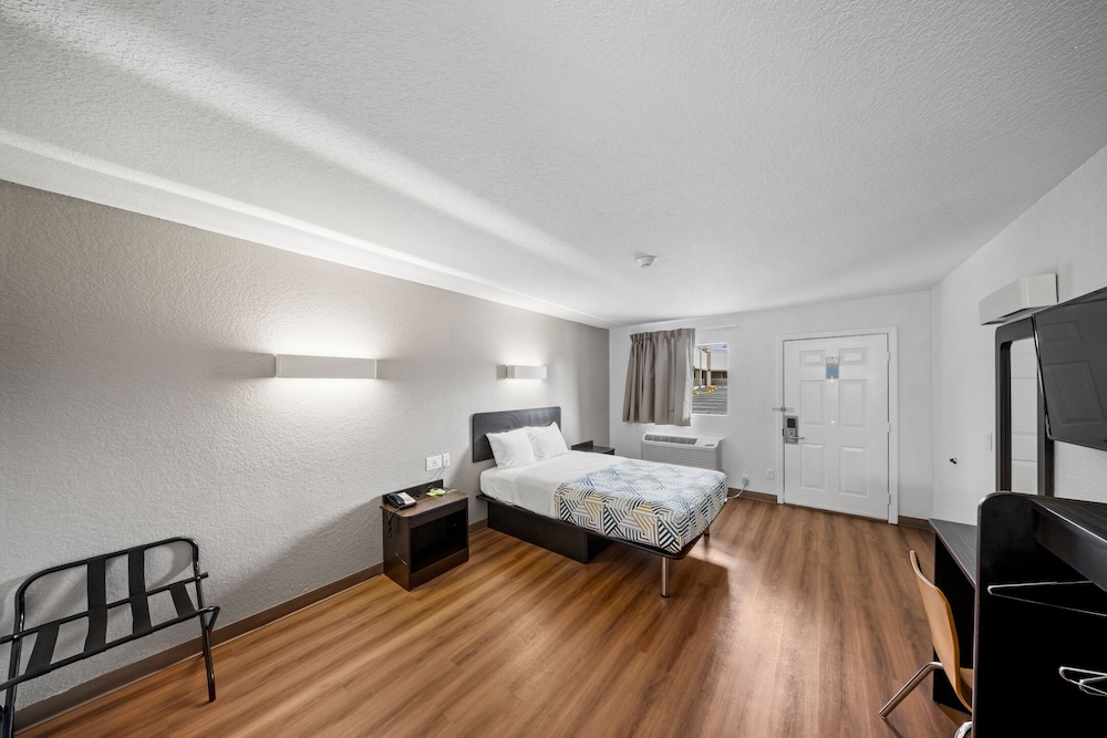 Motel6 Moultrie, GA 29/62