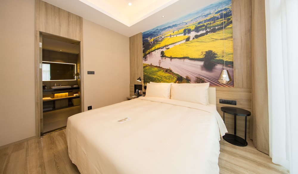 Atour Hotel (Chongqing Hongyadong Riverside) 7/36