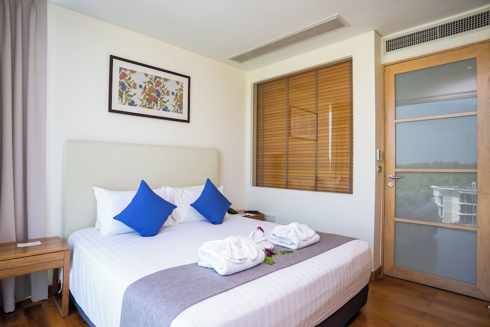Splash Beach Resort Maikhao Phuket 16/50