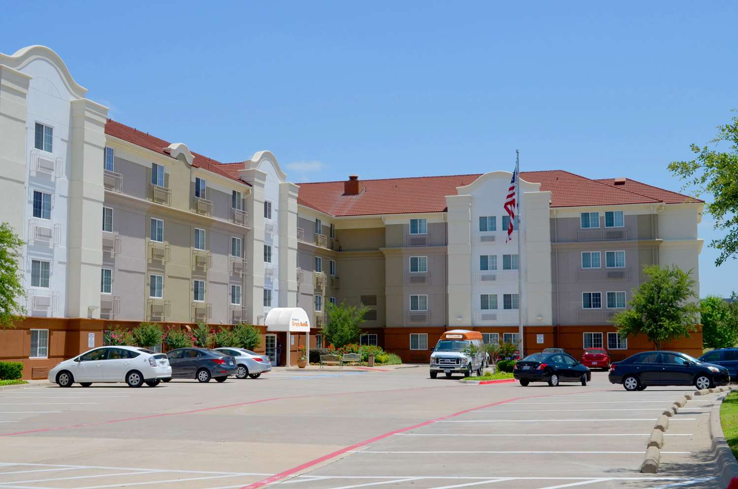 Sonesta Simply Suites Dallas Las Colinas 26/26
